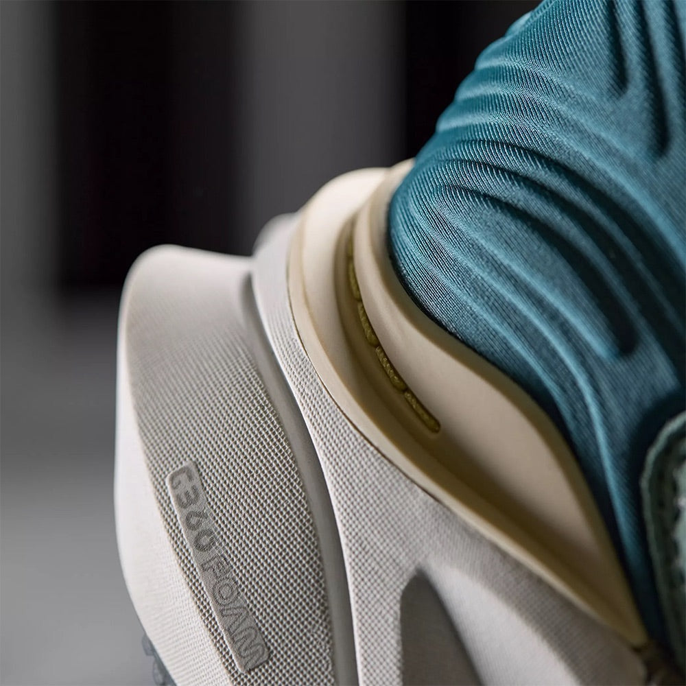 Clarks Pace (Aqua Combi) detail