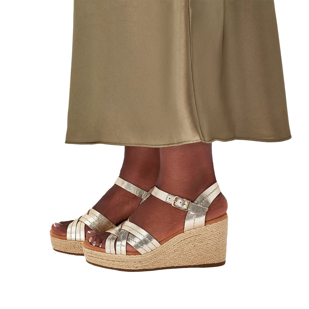 Sabina Strap (Champagne) when worn