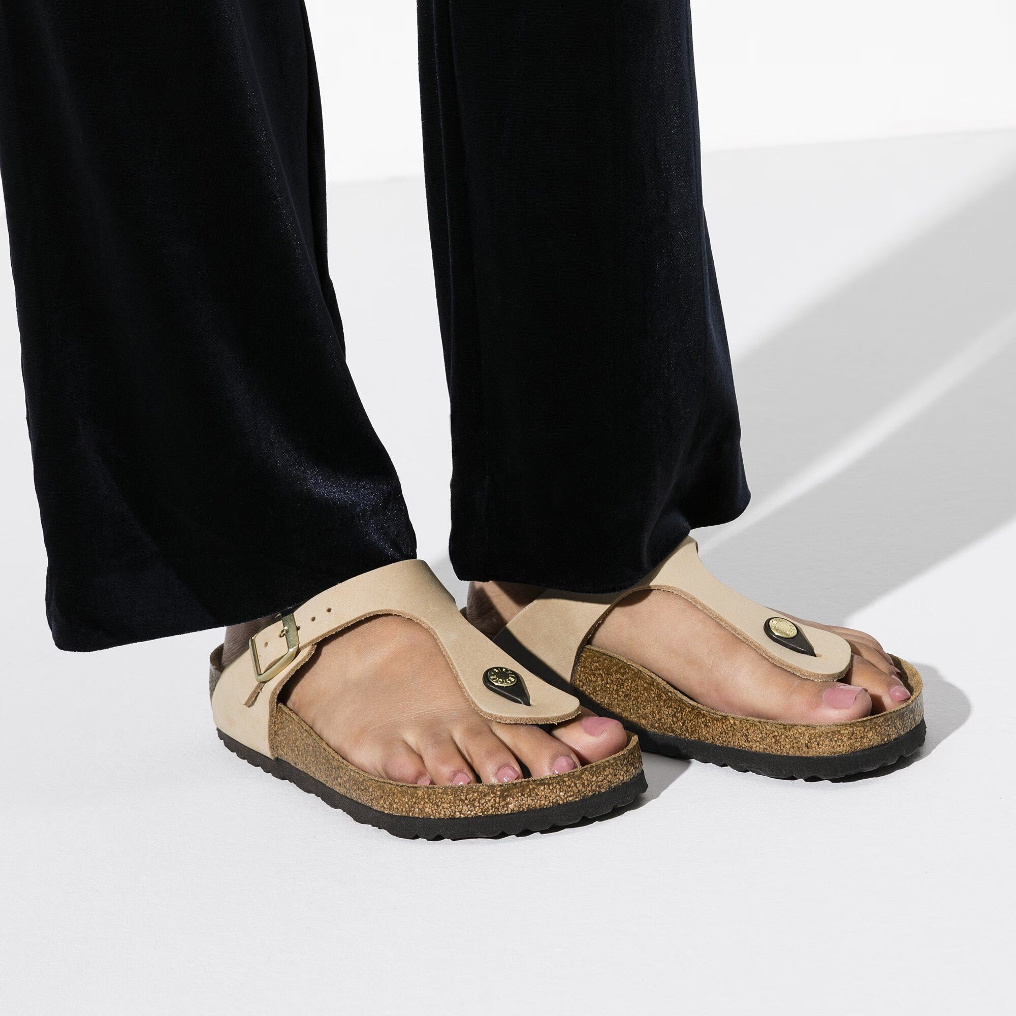 Gizeh Soft Footbed (Sandcastle Nubuck) when worn