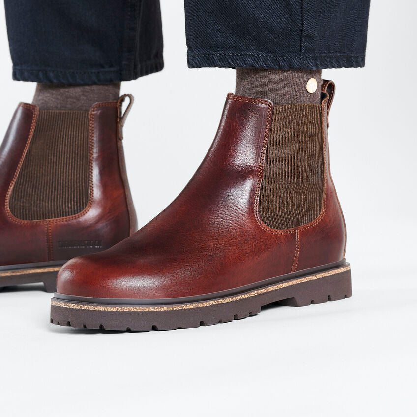 Men's Highwood Boot (Chocolate) in worn