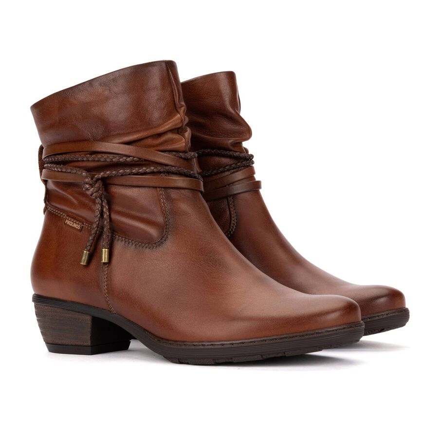 Women's Utiel W7P-8500 (Cuero) pair