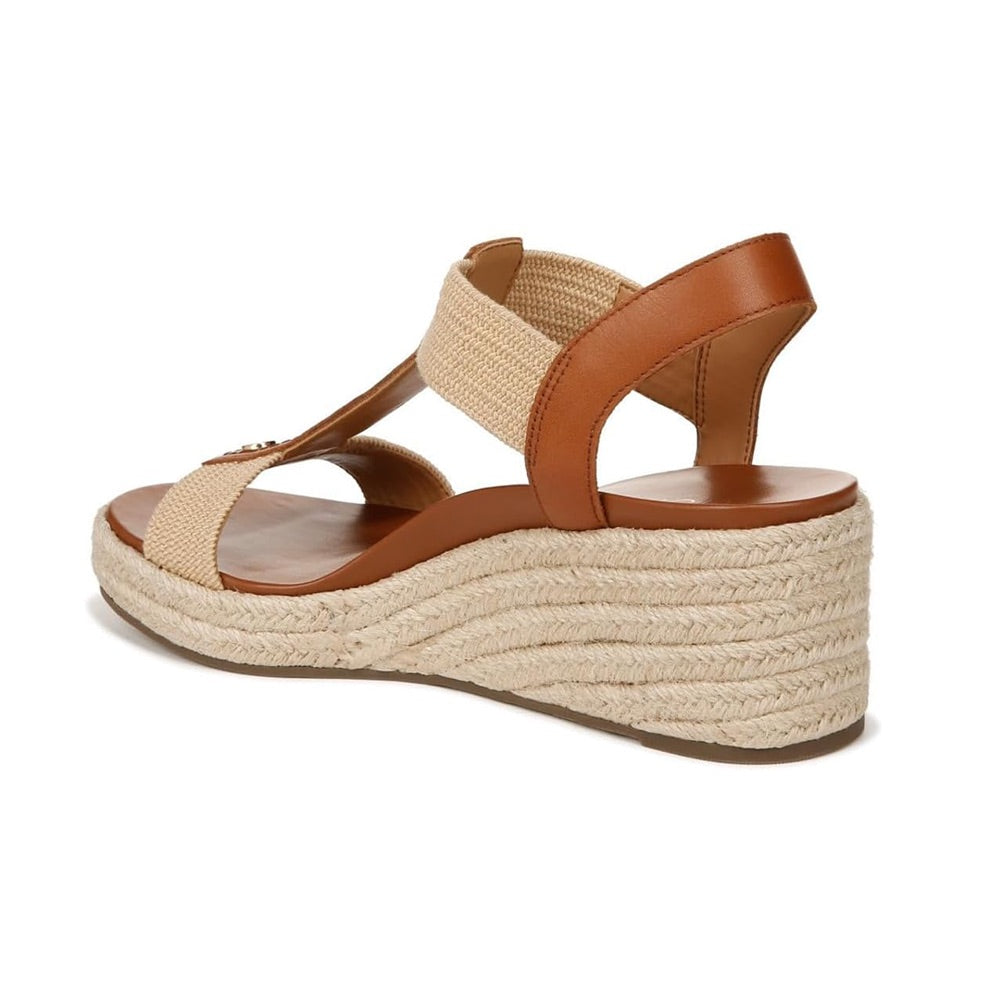 Calera (Camel) back