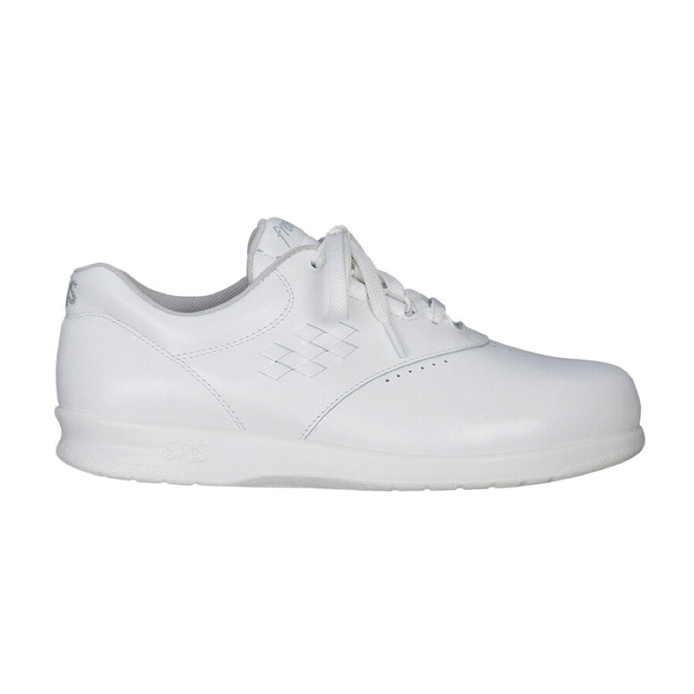 Free Time Walking Shoe in White