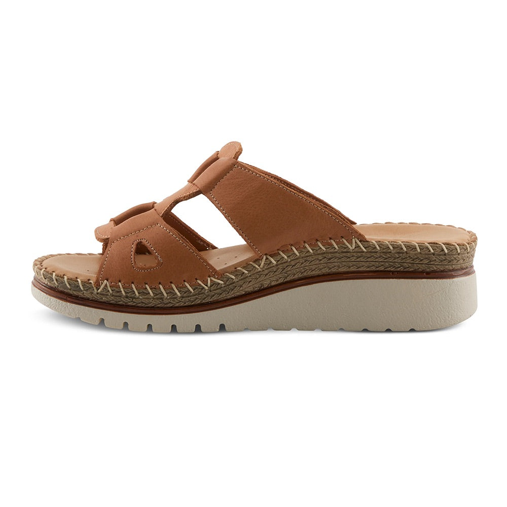 Montera (Camel) other side