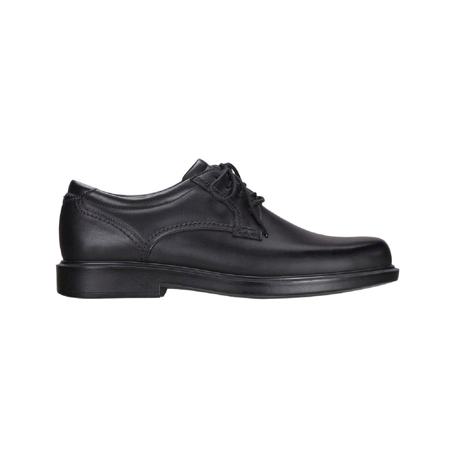 Men's leather lace up dress shoe.