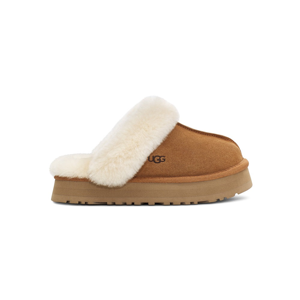 UGG Disquette platform slipper with sheepskin lining in chestnut.